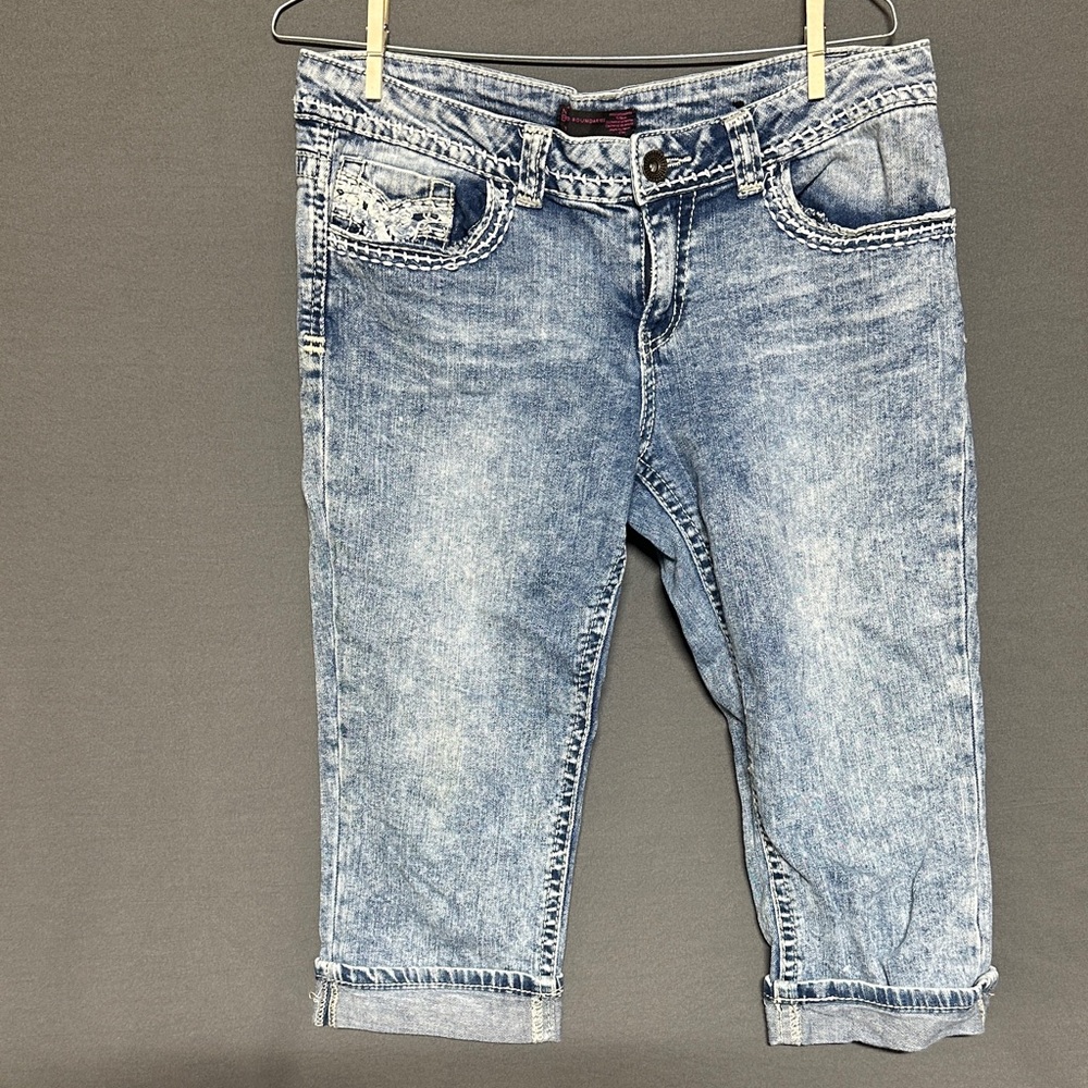 No Boundaries Light Blue Cropped Jeans